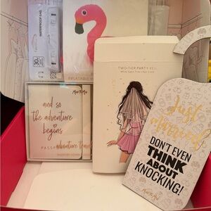 Miss to Mrs Bridal Party Gift Set with Flamingo and Veil